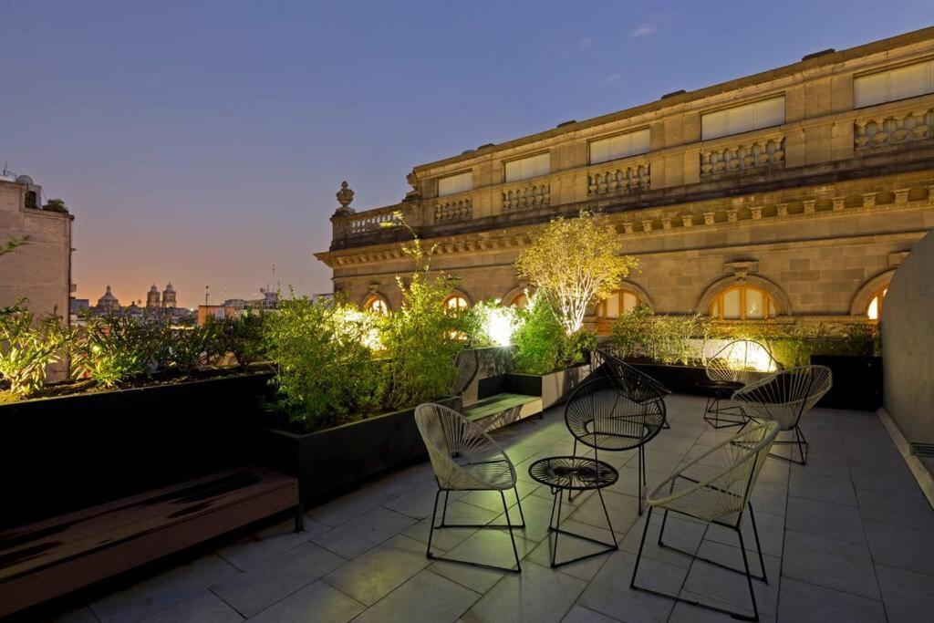 Awesome And Unique, In The Heart Of Downtown D15 Apartment